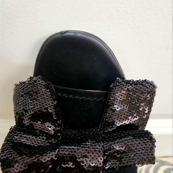 Kate Spade Aria  Suede & Sequined Bow Sandals / Slides 8M - Picture 5 of 5